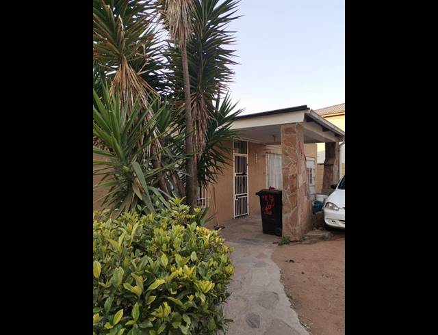 3 BEDROOM HOUSE FOR SALE IN FOREST HILL